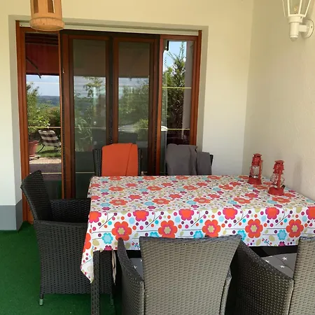 Brenda Haus Apartment Schillingsfuerst