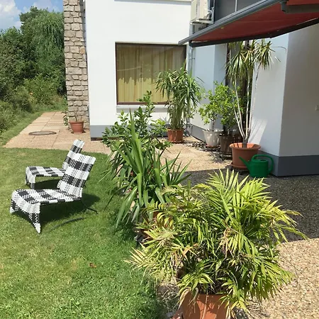 Apartament Brenda Haus *